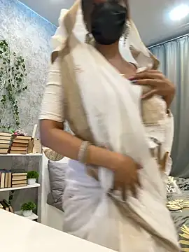 Snapshot of Monalisadon018 chatting on 12-09-24, 06:35 Monalisadon018 online show from 12-09-24, 06:35