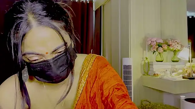 Monalisadon018 online show from 04-28-26, 07:46