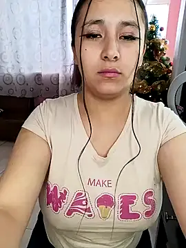 Snapshot of Cute_Penelope chatting on 12-17-24, 12:11 Cute Penelope online show from 12-17-24, 12:11