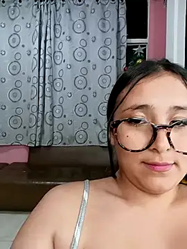 Snapshot of Cute_Penelope chatting on 01-05-25, 12:20 Cute Penelope online show from 01-05-25, 12:20