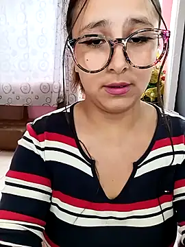 Snapshot of Cute_Penelope chatting on 01-05-25, 03:13 Cute Penelope online show from 01-05-25, 03:13