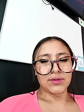 Snapshot of Cute_Penelope chatting on 02-13-25, 03:14 Cute Penelope online show from 02-13-25, 03:14