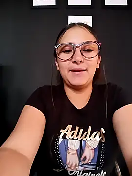 Snapshot of Cute_Penelope chatting on 03-09-25, 12:09 Cute Penelope online show from 03-09-25, 12:09