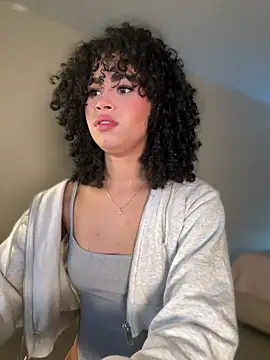 Lianh Benett online show from 12-20-24, 03:58