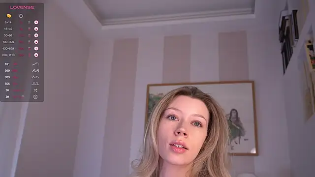 Snapshot of poisonn_girlll chatting on 12-15-24, 02:30 poisonn girlll online show from 12-15-24, 02:30