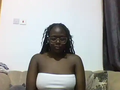 Snapshot of Dirty_sweet_ chatting on 02-23-26, 07:11 Dirty sweet online show from 02-23-26, 07:11
