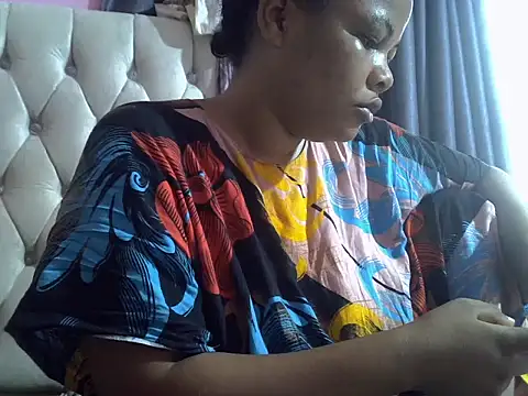 Amberay1 online show from 11-05-25, 05:51