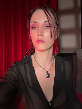 Astoria Moon online show from 04-17-26, 07:06