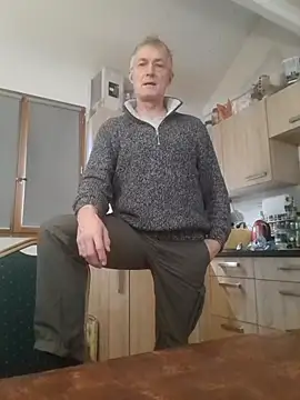 Snapshot of 60philippe chatting on 01-29-25, 12:56 60philippe online show from 01-29-25, 12:56