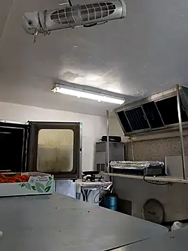 Snapshot of 60philippe chatting on 09-18-25, 09:00 60philippe online show from 09-18-25, 09:00