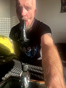 Snapshot of branleurbidu90 chatting on 12-15-25, 09:46 branleurbidu90 online show from 12-15-25, 09:46