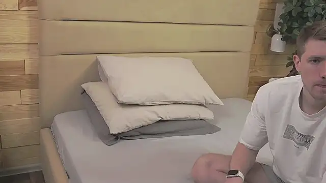 EthanPinkman online show from 11-20-25, 04:34