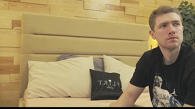 EthanPinkman online show from 11-29-25, 04:26