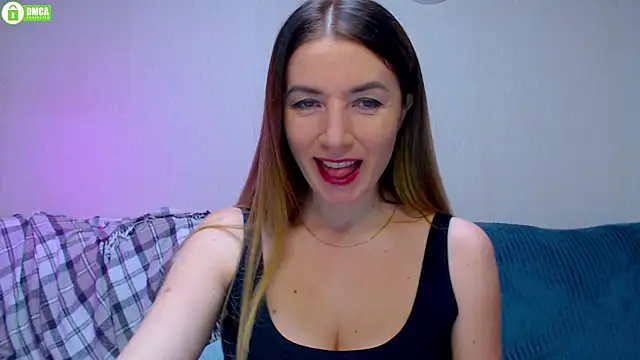 Sweet   Amelia online show from 10-10-25, 03:22