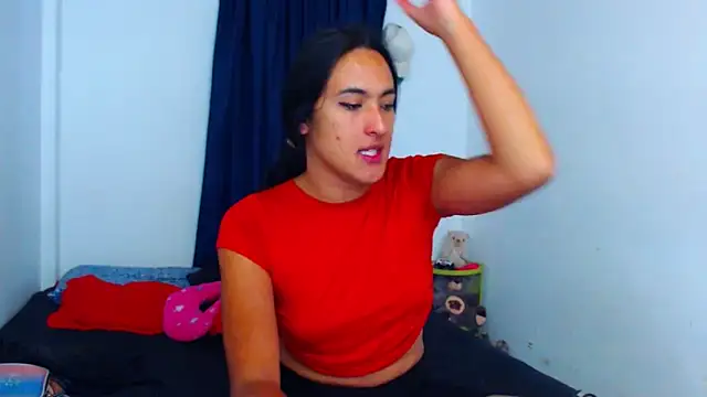 Snapshot of misss_estrella chatting on 10-15-25, 03:45 misss estrella online show from 10-15-25, 03:45