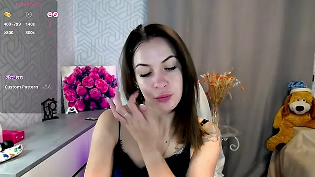 Naughty  Megan online show from 09-12-25, 06:46