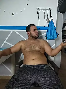 Snapshot of Evert_hairyboy chatting on 07-20-26, 12:07 Evert hairyboy online show from 07-20-26, 12:07