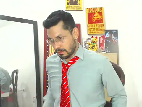 Snapshot of MikeRiverx chatting on 04-03-26, 11:47 MikeRiverx online show from 04-03-26, 11:47