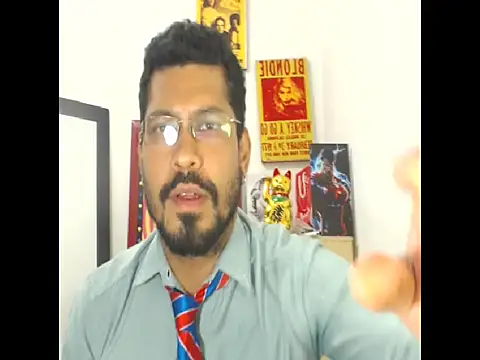 Snapshot of MikeRiverx chatting on 04-19-26, 10:45 MikeRiverx online show from 04-19-26, 10:45