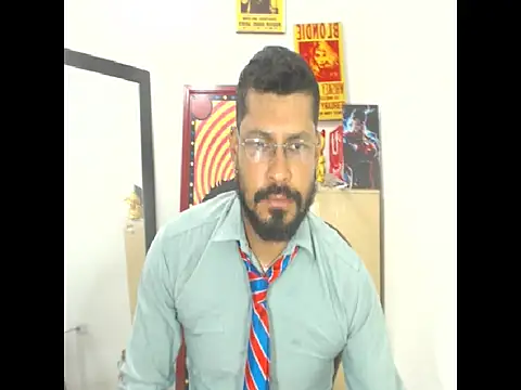 Snapshot of MikeRiverx chatting on 05-10-26, 11:21 MikeRiverx online show from 05-10-26, 11:21