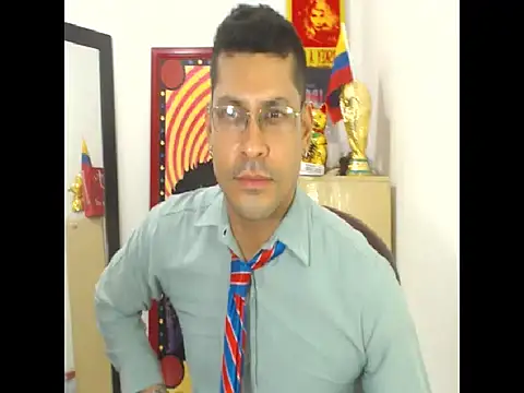 Snapshot of MikeRiverx chatting on 08-06-26, 04:36 MikeRiverx online show from 08-06-26, 04:36