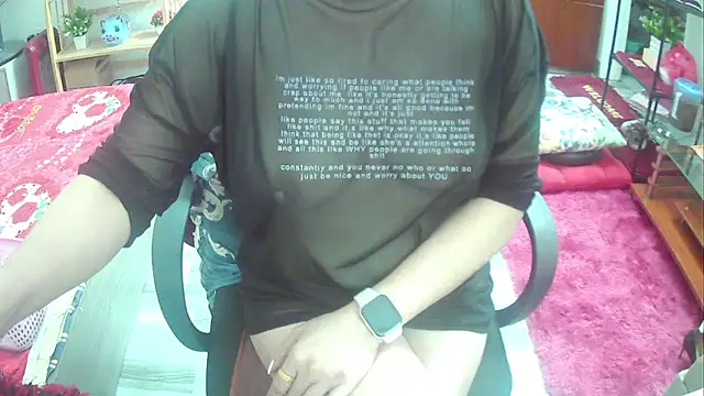 Miu-Le online show from 03-18-25, 03:20