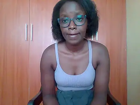 sexy darleen23 online show from 02-14-26, 06:32