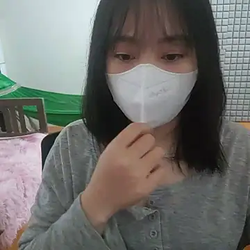 Snapshot of Kajisu_26 chatting on 10-28-25, 12:58 Kajisu 26 online show from 10-28-25, 12:58