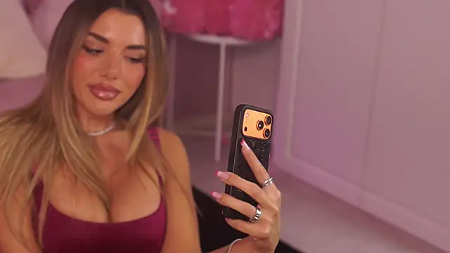 ClaraHazel online show from 04-28-26, 07:02