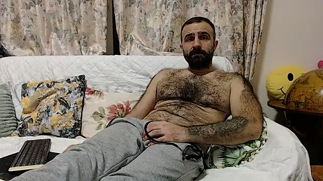 Snapshot of ivat80 chatting on 01-24-25, 05:53 ivat80 online show from 01-24-25, 05:53