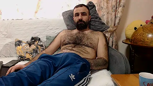 Snapshot of ivat80 chatting on 02-15-25, 10:22 ivat80 online show from 02-15-25, 10:22