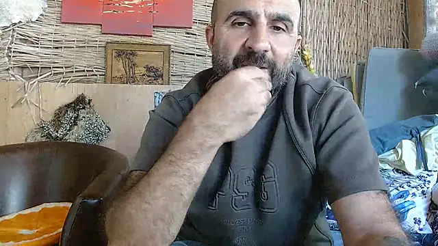 Snapshot of ivat80 chatting on 07-12-26, 09:11 ivat80 online show from 07-12-26, 09:11