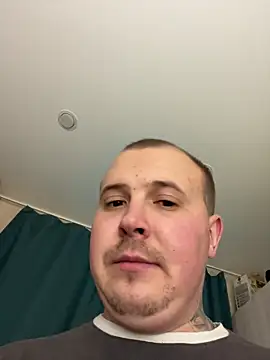 MrMrsRight online show from 12-20-25, 07:10