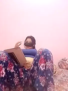 Beauty-khan online show from 01-23-25, 09:18