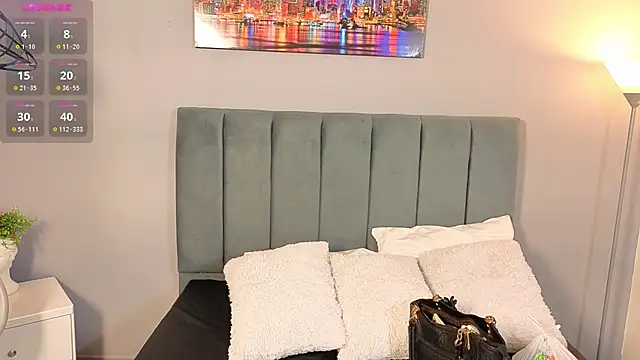 Alli cooper online show from 06-19-26, 11:36