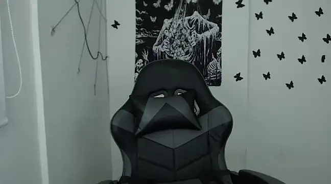 n0sferatus   online show from 01-24-25, 04:05