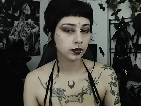 n0sferatus   online show from 06-26-26, 02:49