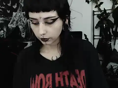 n0sferatus   online show from 07-08-26, 03:11