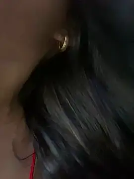Snapshot of Tara__Sexy chatting on 02-18-25, 01:33 Tara  Sexy online show from 02-18-25, 01:33