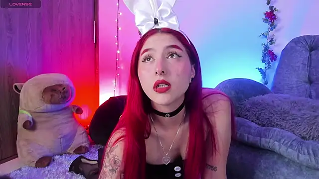 Snapshot of Megan_wolf1_ chatting on 04-15-26, 05:58 Megan wolf1 online show from 04-15-26, 05:58