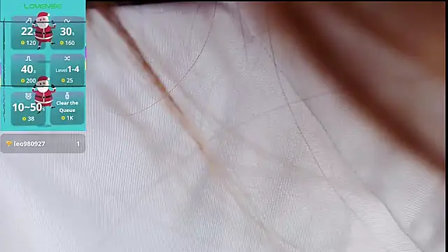 Snapshot of aFanny chatting on 12-15-25, 02:10 aFanny online show from 12-15-25, 02:10