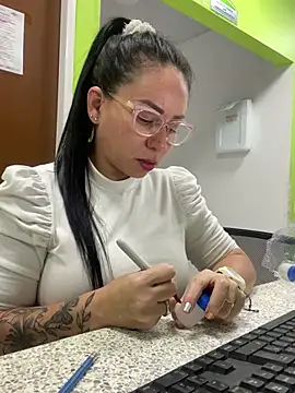 Snapshot of nurse_desi_sexlove chatting on 01-17-25, 05:21 nurse desi sexlove online show from 01-17-25, 05:21