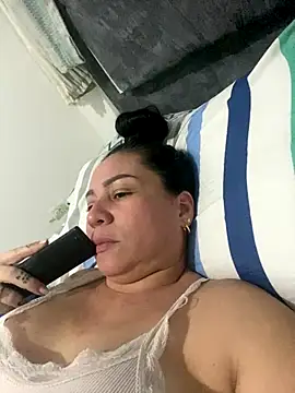 Snapshot of nurse_desi_sexlove chatting on 10-25-25, 01:02 nurse desi sexlove online show from 10-25-25, 01:02