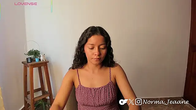 Norma-Jeaane online show from 03-09-26, 04:33