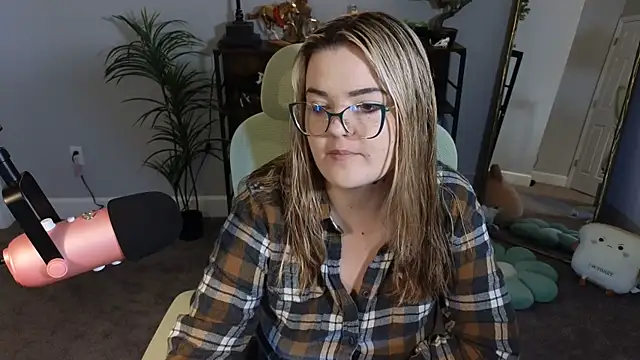 Snapshot of rodeobrii chatting on 12-03-25, 02:30 rodeobrii online show from 12-03-25, 02:30