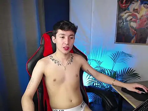 Snapshot of SebasstianGrand chatting on 02-14-25, 01:34 SebasstianGrand online show from 02-14-25, 01:34