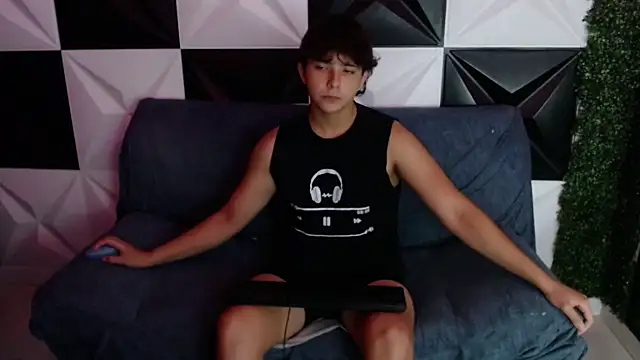 Dani cumboy online show from 01-16-25, 03:56