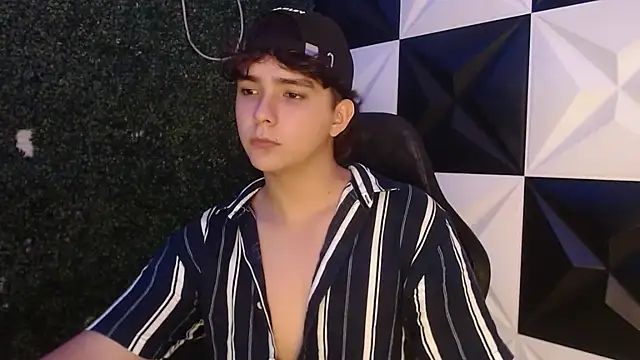 Dani cumboy online show from 02-24-25, 01:46