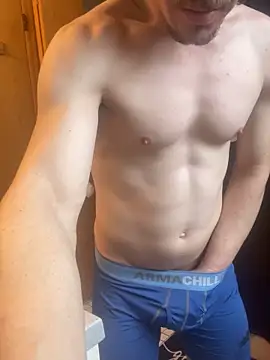 Snapshot of Lilsmokeshow017 chatting on 02-06-25, 07:29 Lilsmokeshow017 online show from 02-06-25, 07:29