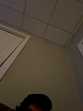 Snapshot of Lilsmokeshow017 chatting on 09-21-25, 10:17 Lilsmokeshow017 online show from 09-21-25, 10:17